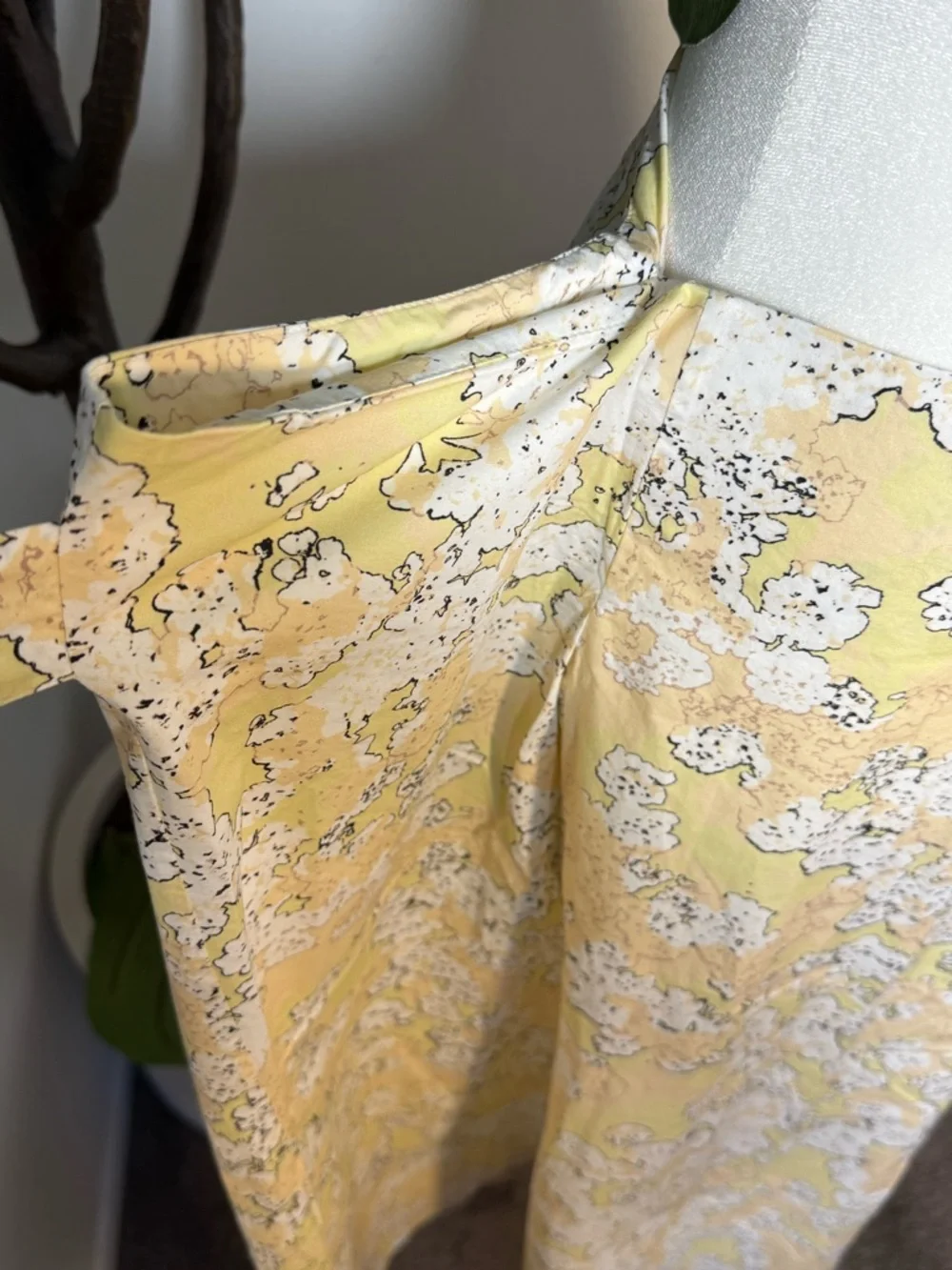 COS Floral Yellow Midi Wrap Skirt - Lightweight Summer Print - Picture 5 of 10
